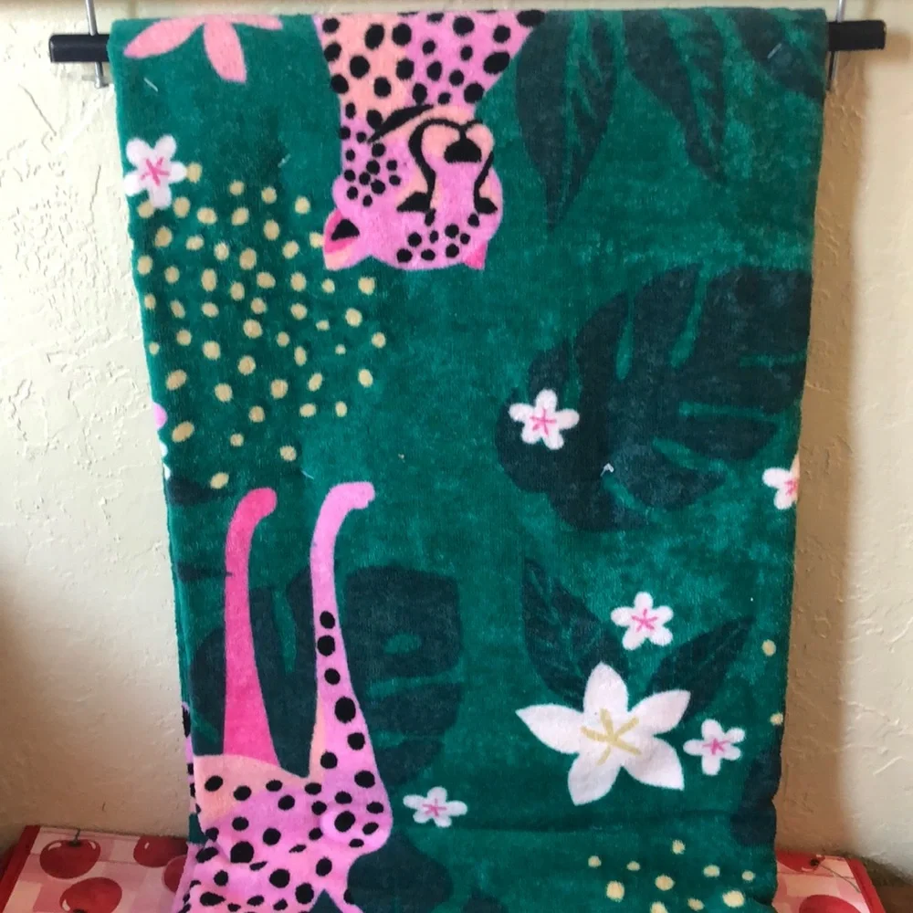 NWT Juicy Couture Printed Cheetah Floral Beach Towel